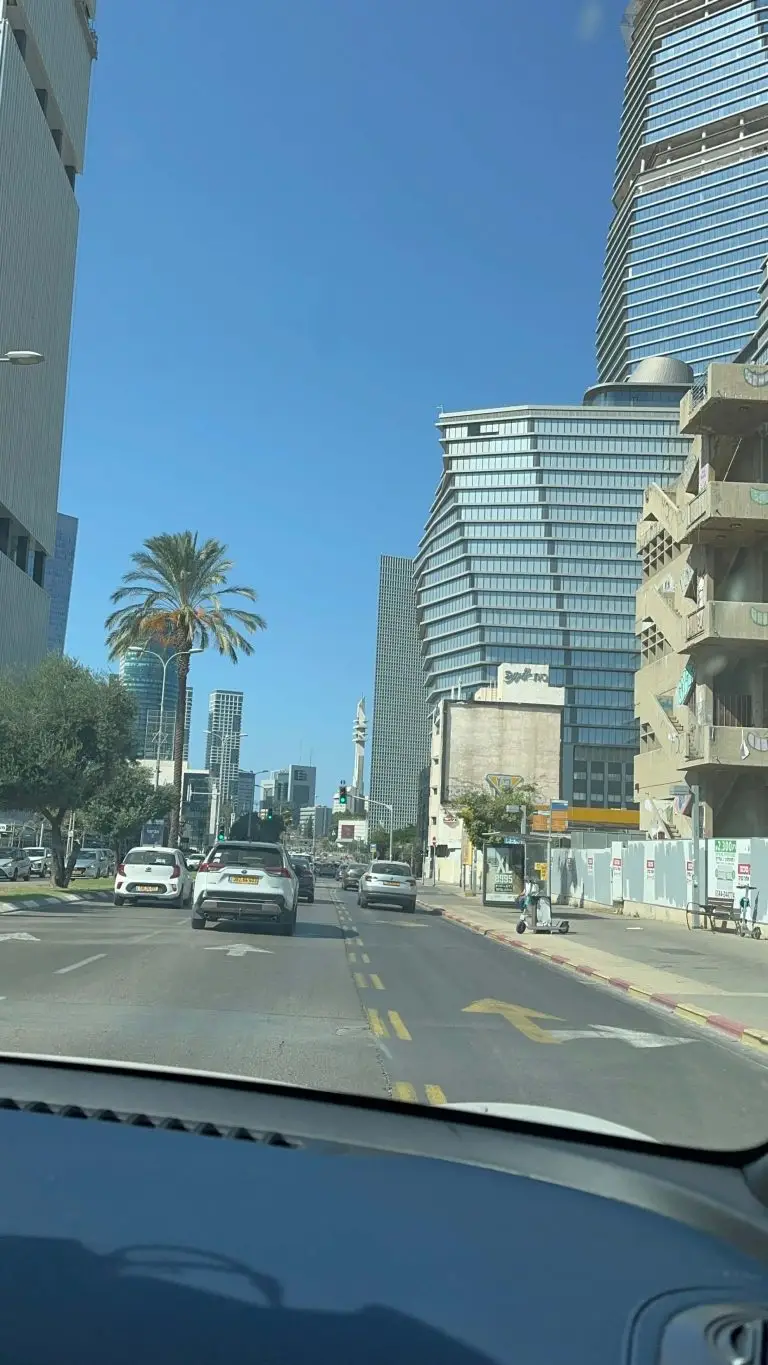 מפעל תע"ש בתל אביב ברחוב דרך השלום
